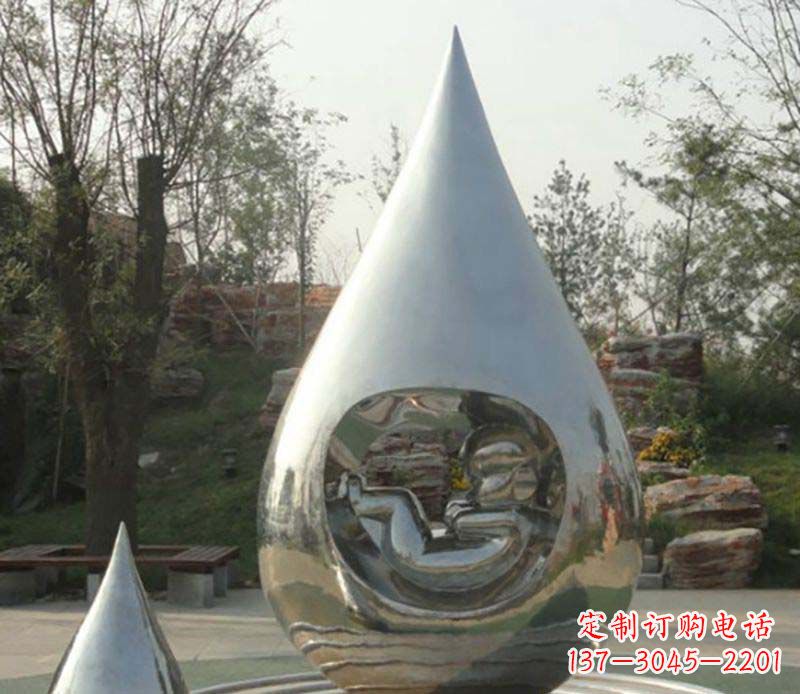 鹤壁不锈钢水滴雕塑精致简约的艺术之美