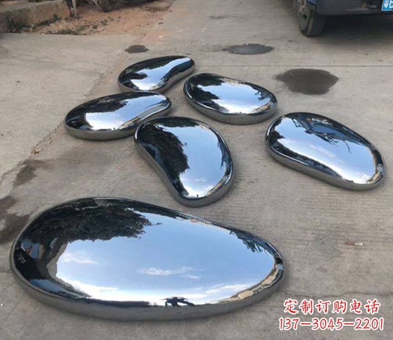 鹤壁水滴雕塑——不锈钢的精美之作
