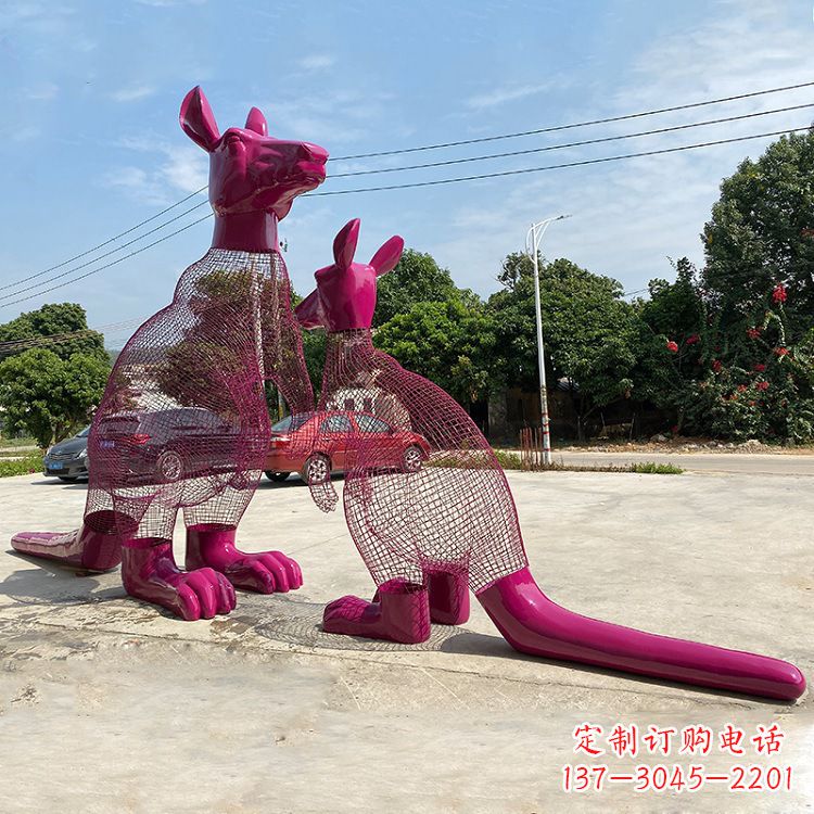 鹤壁不锈钢袋鼠雕塑给公园带来美好景观