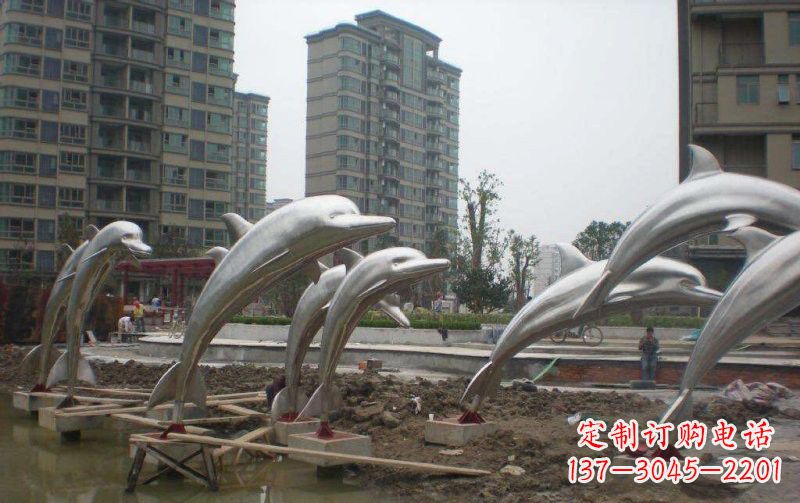 鹤壁海豚雕塑——欣赏不锈钢小区的精美绝伦