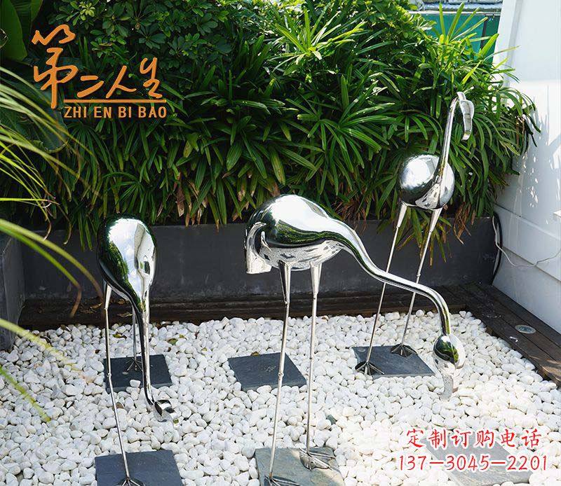 鹤壁不锈钢仙鹤雕塑象征着吉祥和美景