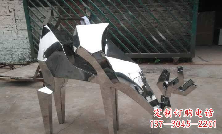 鹤壁不锈钢小羊雕塑艺术的精髓