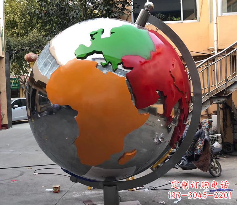 鹤壁该雕塑的。