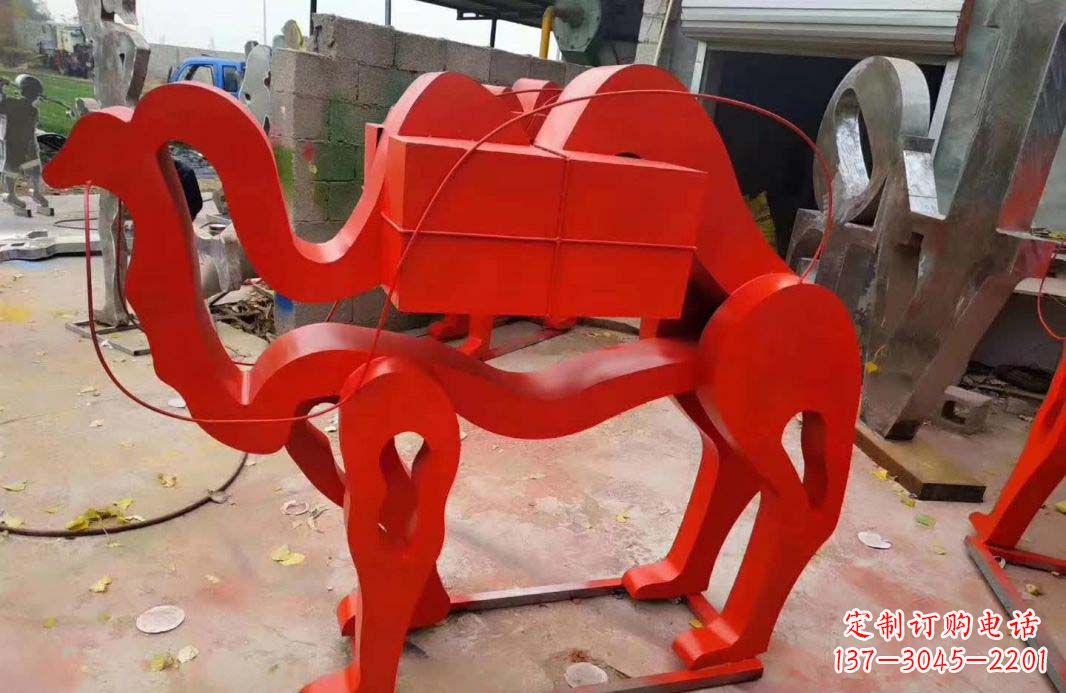 鹤壁不锈钢艺术骆驼雕塑——雕塑精美的艺术之作