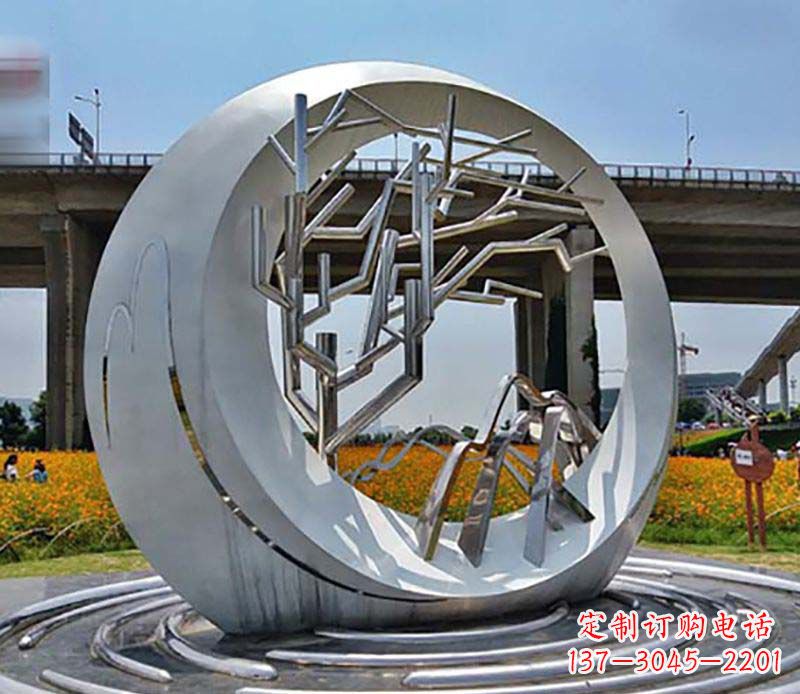 鹤壁不锈钢异形圆环雕塑精致而优雅