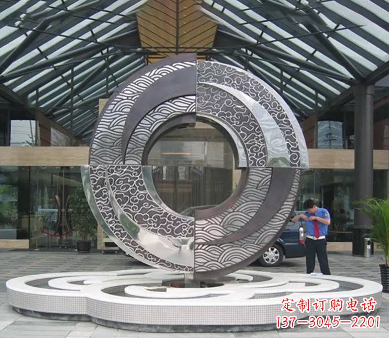 鹤壁不锈钢圆环雕塑,点缀酒店空间