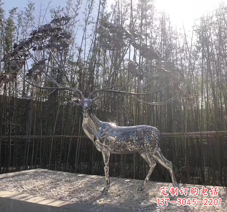 鹤壁不锈钢动物雕塑精美的艺术作品