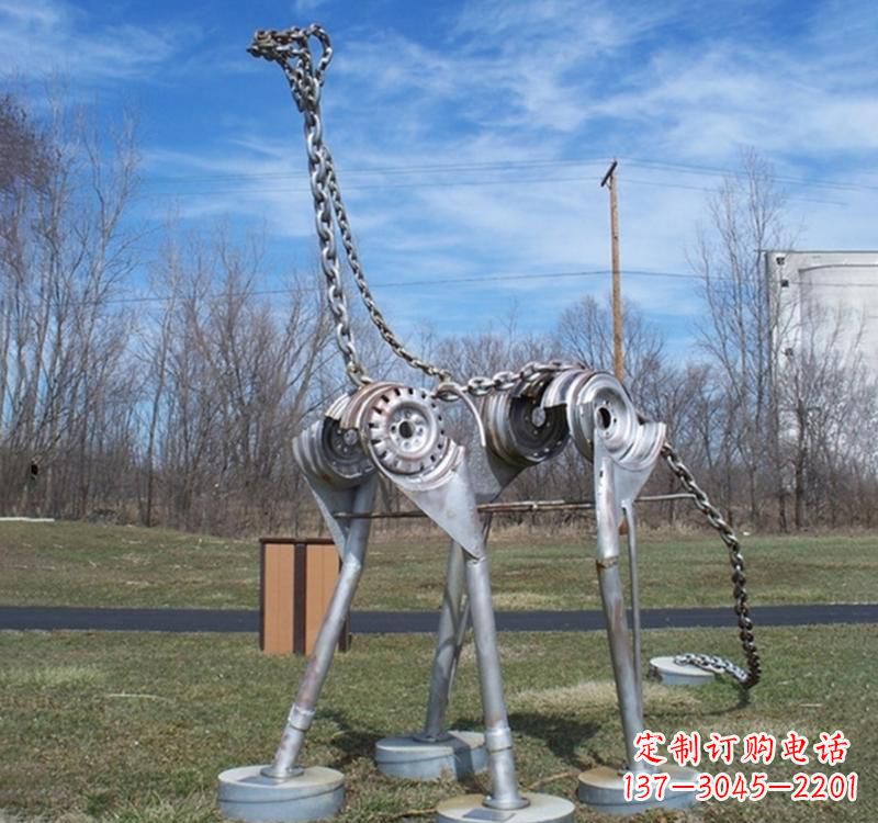 鹤壁不锈钢恐龙雕塑集艺术与自然于一体