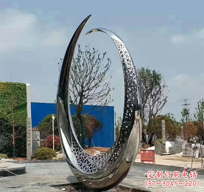 鹤壁不锈钢圆环雕塑将艺术与实用结合