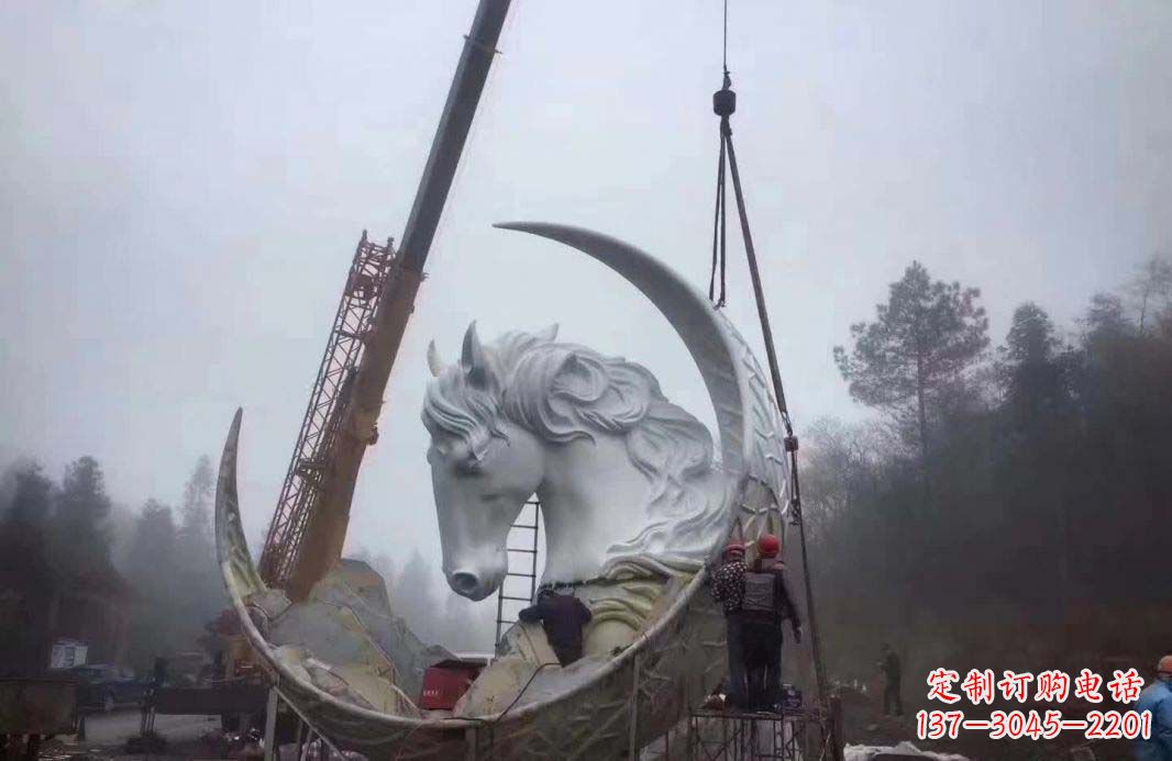 鹤壁不锈钢月亮雕塑