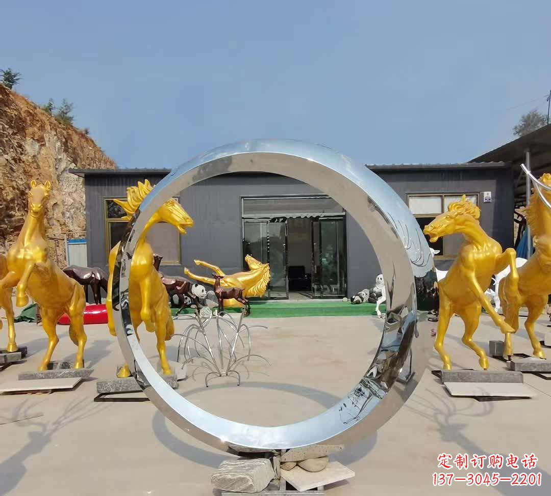 鹤壁不锈钢圆环雕塑让景观更加精彩