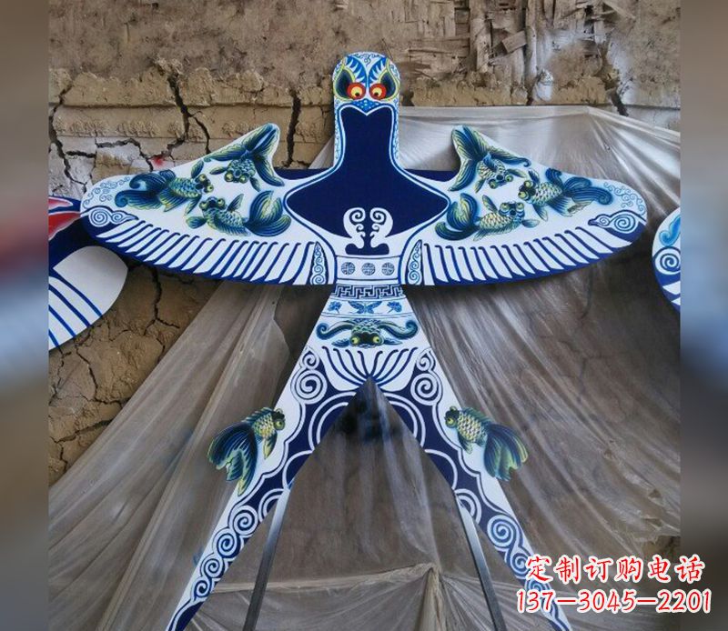 鹤壁不锈钢蜘蛛侠风筝雕塑的象征