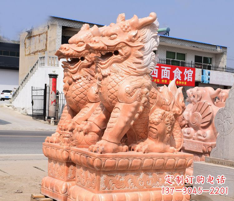 鹤壁传说中的麒麟雕塑