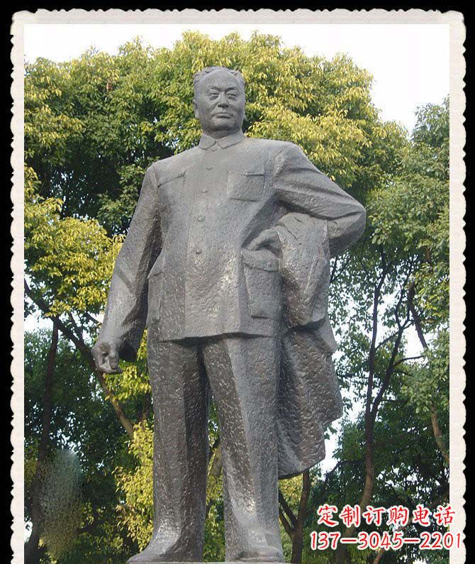 鹤壁陈毅将军铜雕