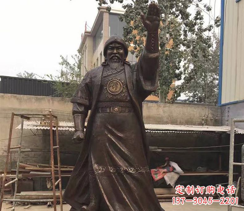 鹤壁传承民族英雄——成吉思汗铜雕