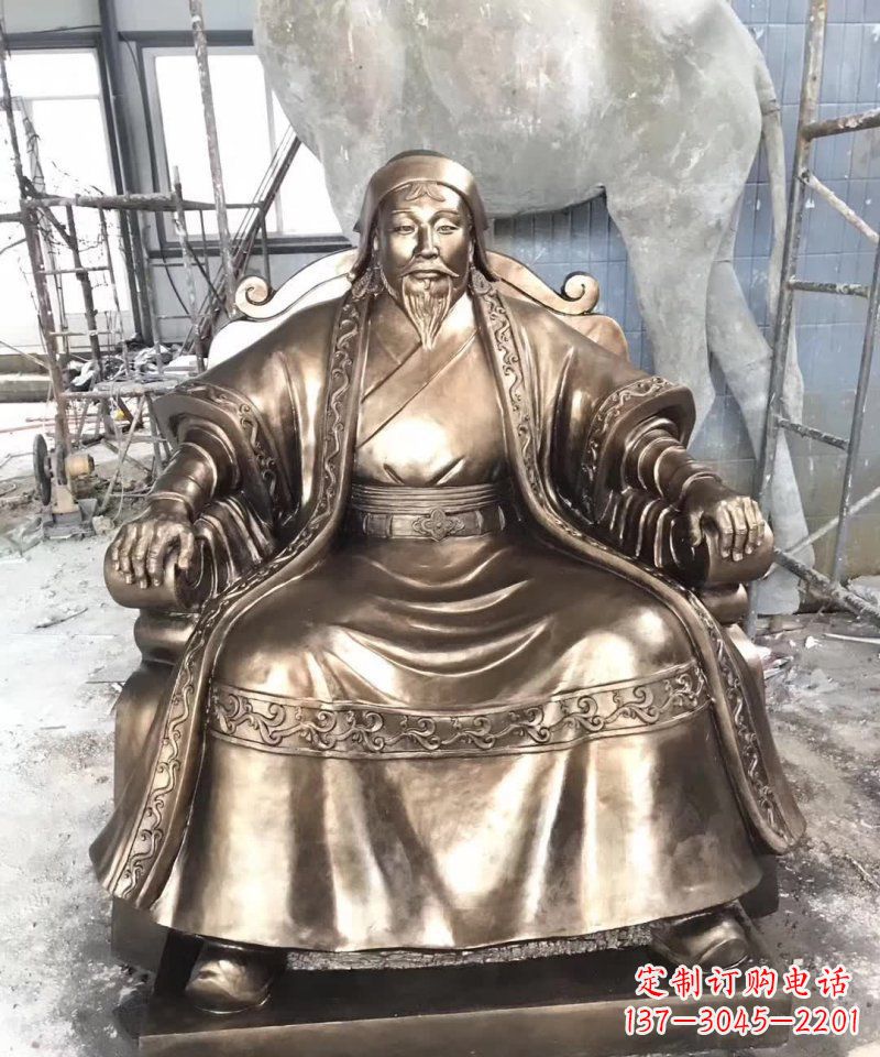 鹤壁成吉思汗铜雕——象征着蒙古强大力量