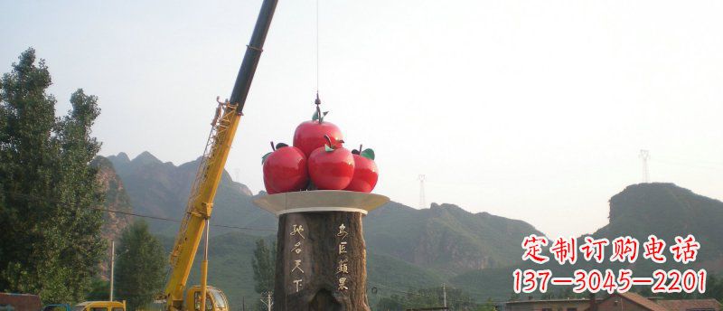 鹤壁不锈钢苹果雕塑缔造城市风采