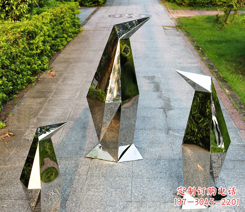 鹤壁精致的抽象不锈钢企鹅雕塑