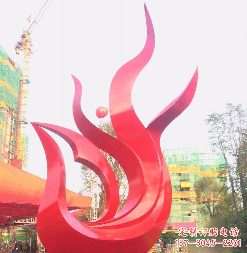 鹤壁凤凰雕塑一座传承着历史文化的艺术品
