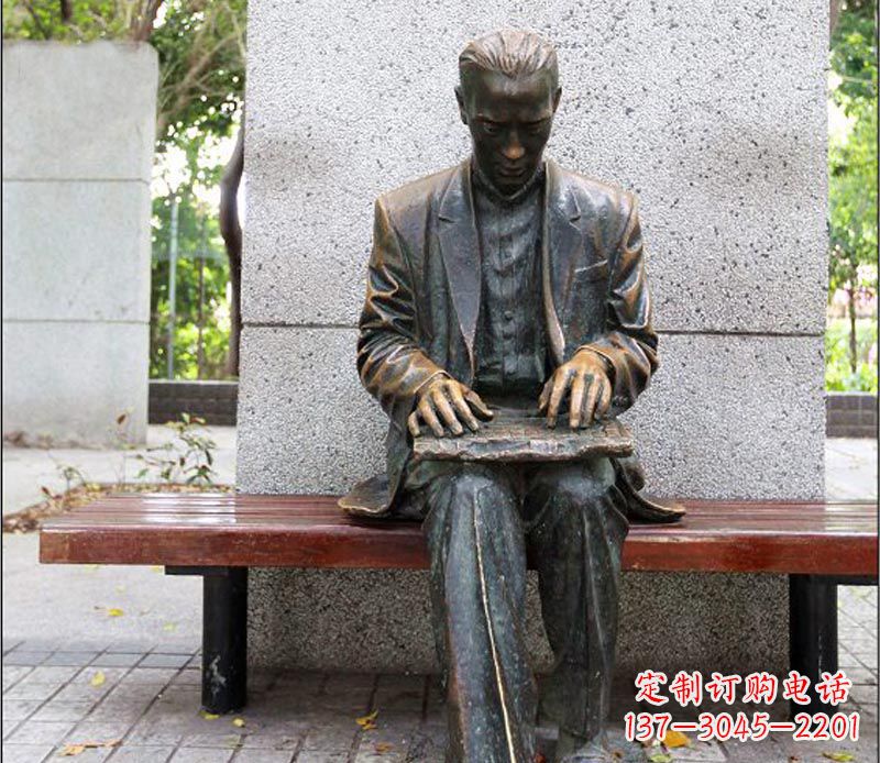 鹤壁“男性英姿飒爽的雕塑”