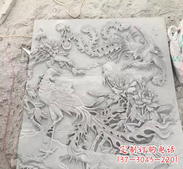 鹤壁精美的凤凰雕塑