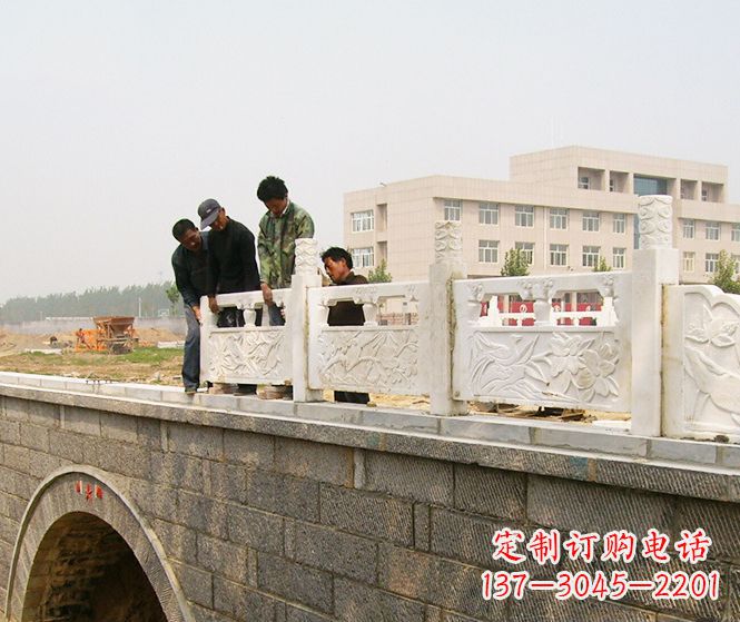 鹤壁大理石拱桥石雕栏板