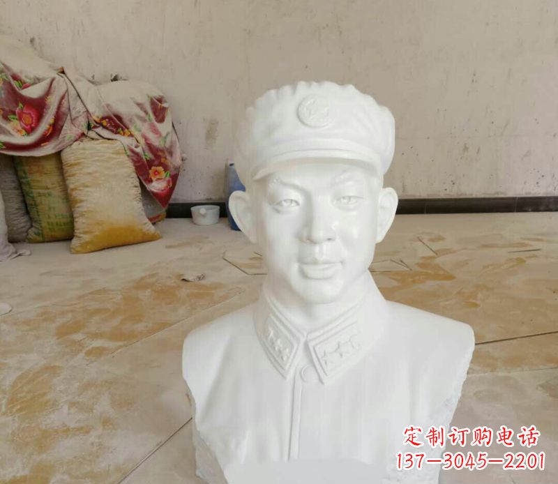 鹤壁中领雕塑精美雷锋雕塑