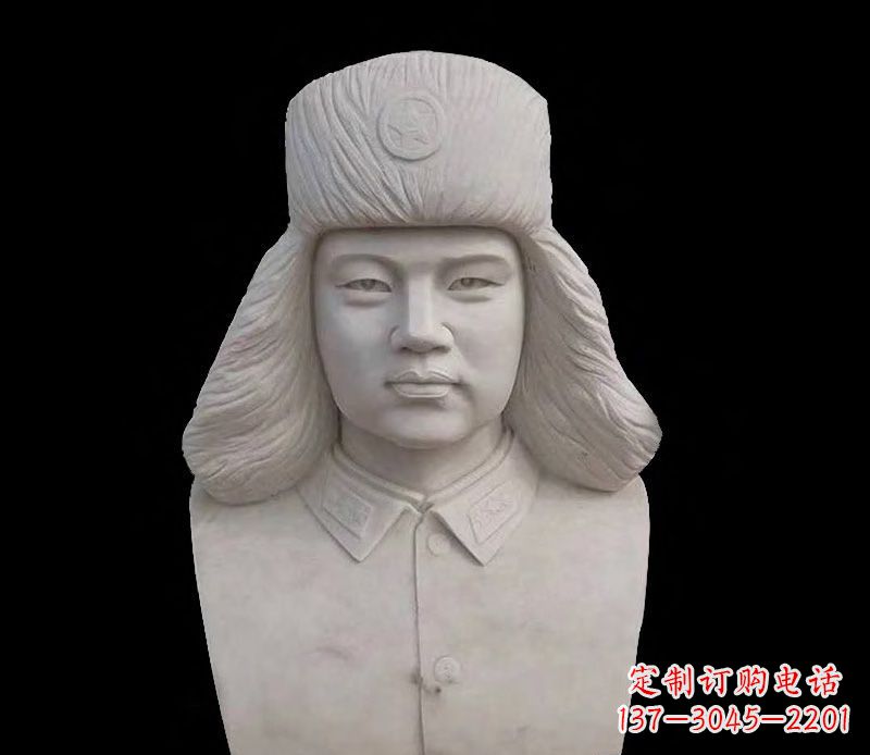 鹤壁激励青年的雷锋石雕