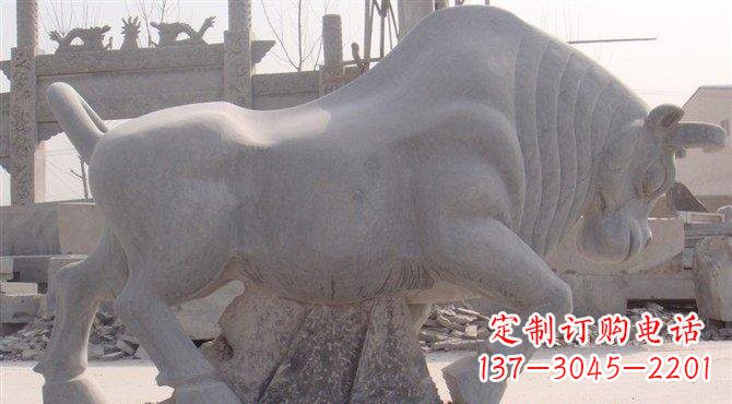 鹤壁大理石牛雕塑——让你家里充满独特艺术气息