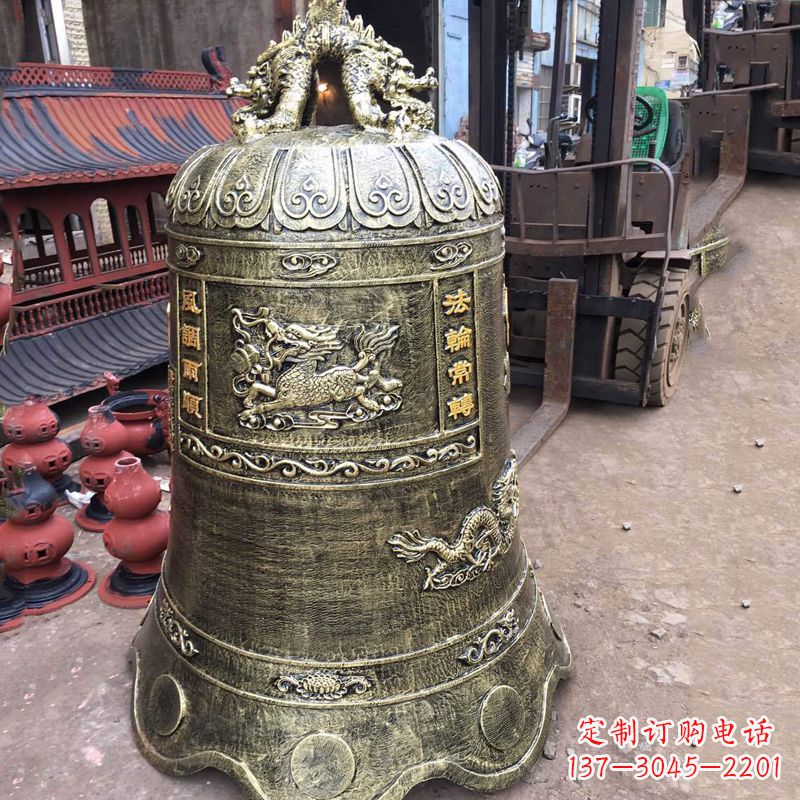 鹤壁华中领雕塑历久弥新的铜钟雕塑