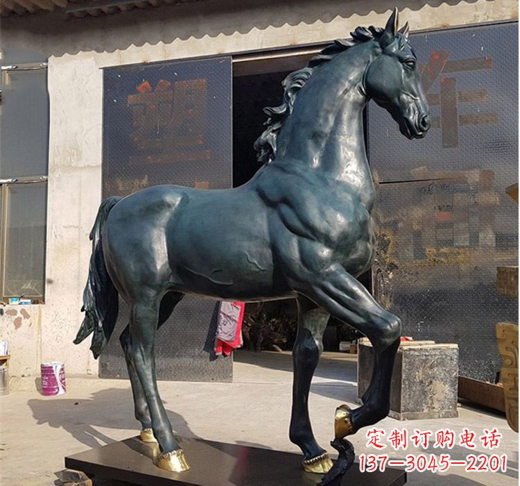 鹤壁独特优雅的大型铸铜马雕塑
