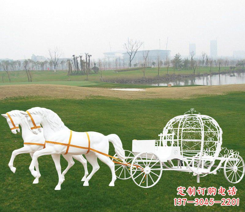 鹤壁优雅迷人的欧式马车动物玻璃钢雕塑