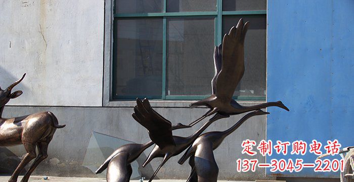 鹤壁大雁飞翔铸铜雕塑