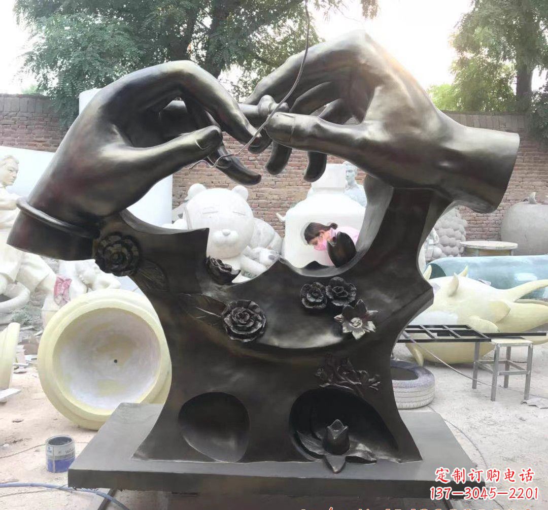 鹤壁精美铜戒指雕塑
