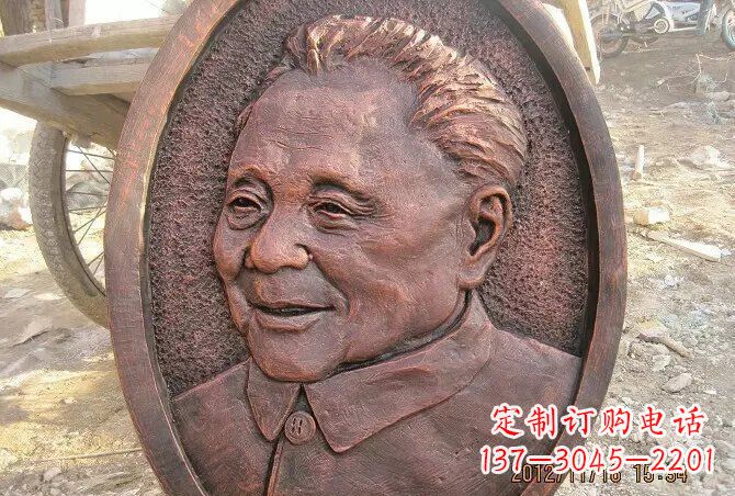 鹤壁传承历史,永记邓小平——邓小平头像铜雕塑