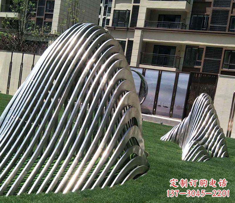 鹤壁不锈钢假山雕塑——电镀之美