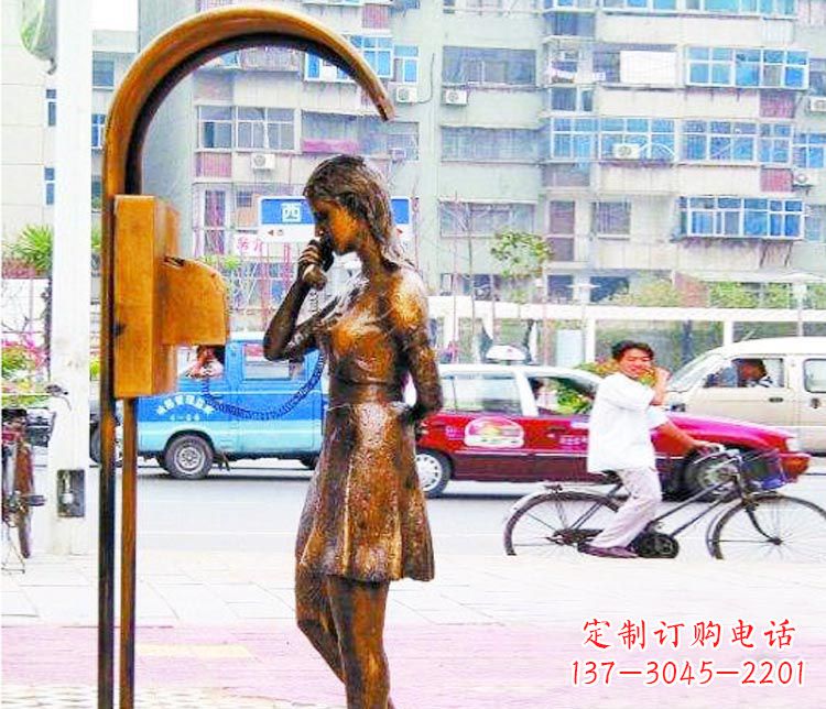 鹤壁女孩铜雕塑——艺术的象征