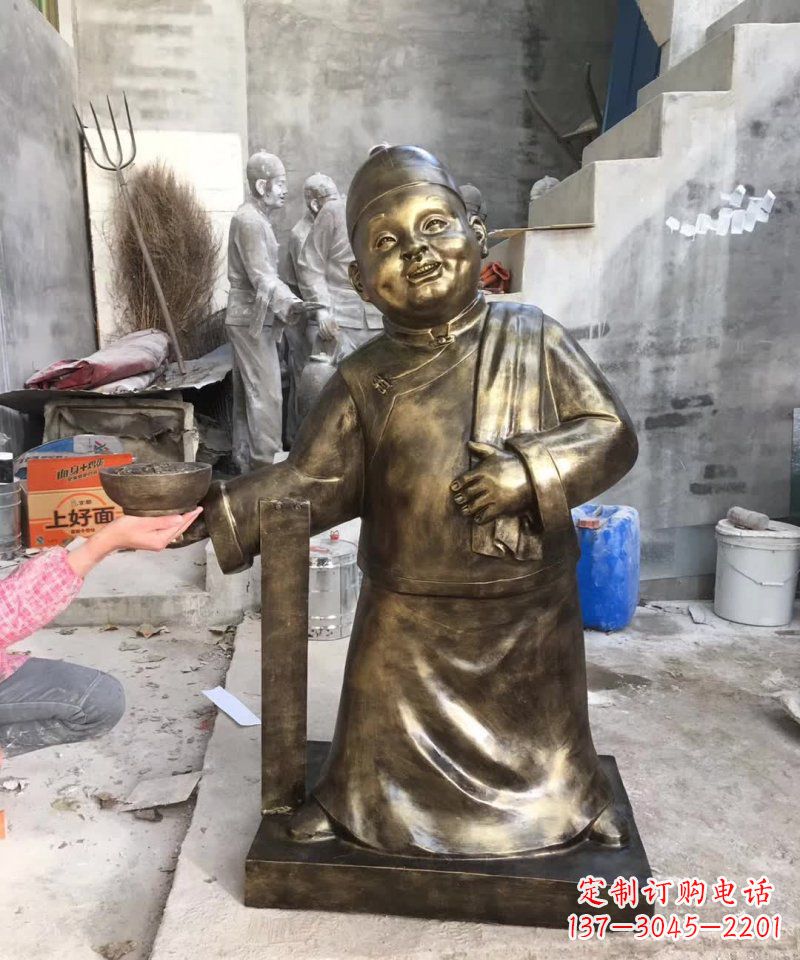 鹤壁店小二铜雕——精美精致的人物雕塑