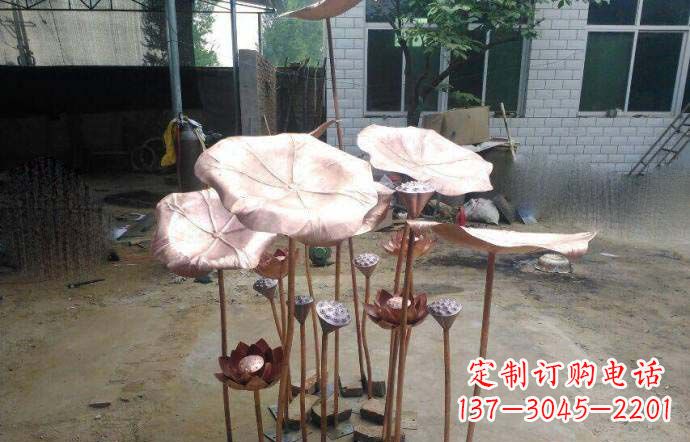 鹤壁锻铜荷叶雕塑