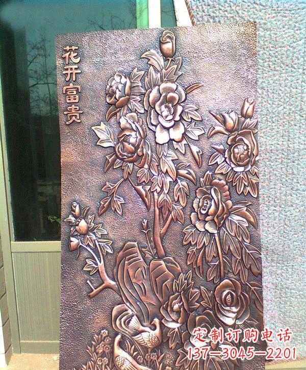 鹤壁锻铜牡丹雕塑