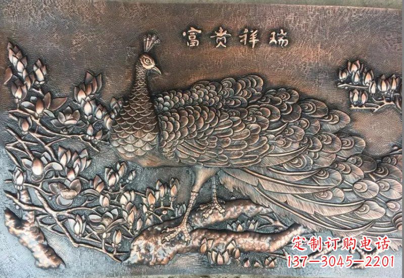 鹤壁华丽锻铜孔雀雕塑