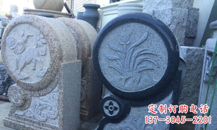 鹤壁传统仿古抱鼓门墩雕塑