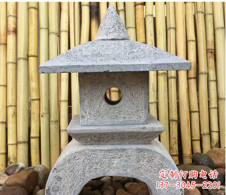 鹤壁古典灯笼石雕