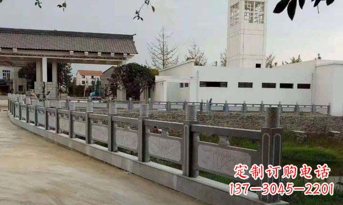 鹤壁仿古景区栏板石雕