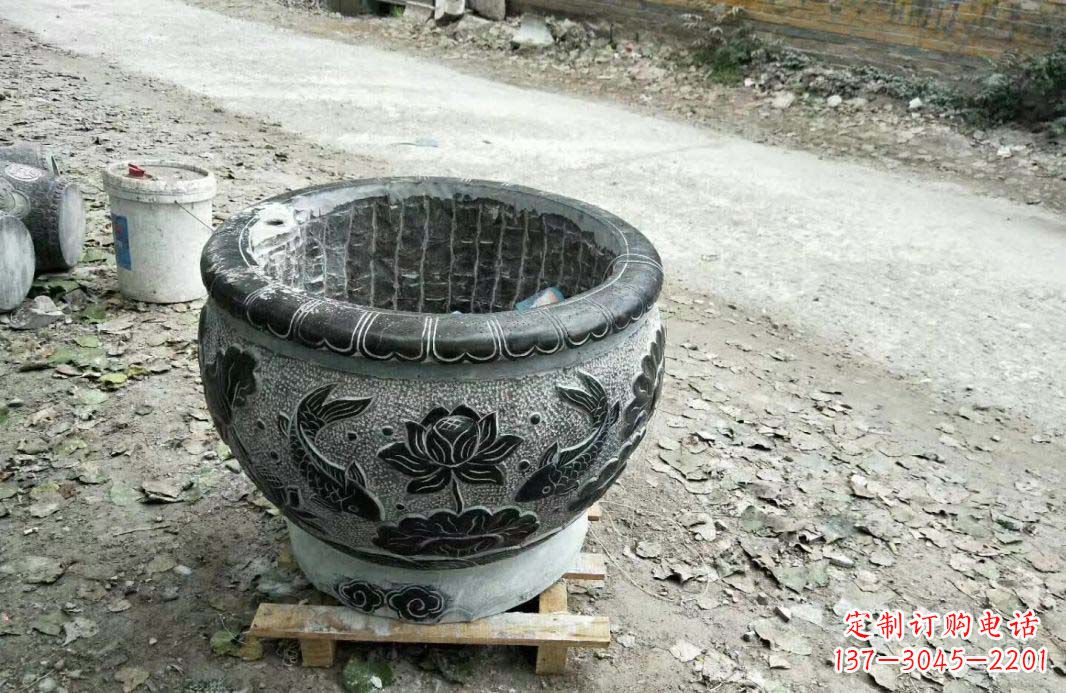 鹤壁高雅的仿古圆形水缸石雕