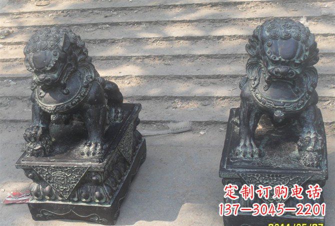 鹤壁仿古铸铜狮子雕塑