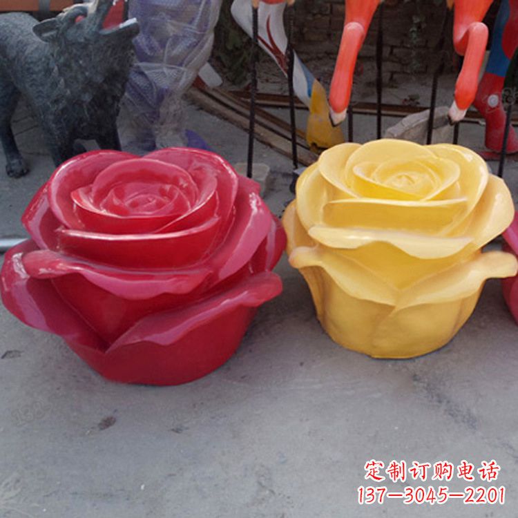 鹤壁精美仿真玻璃钢玫瑰雕塑