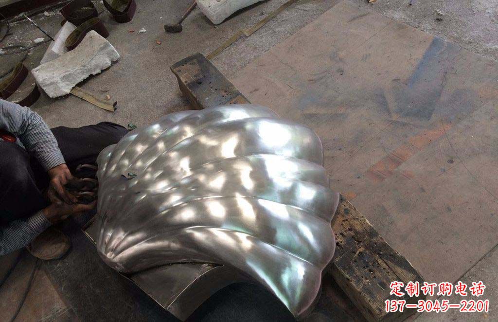 鹤壁精致现代的不锈钢贝壳雕塑