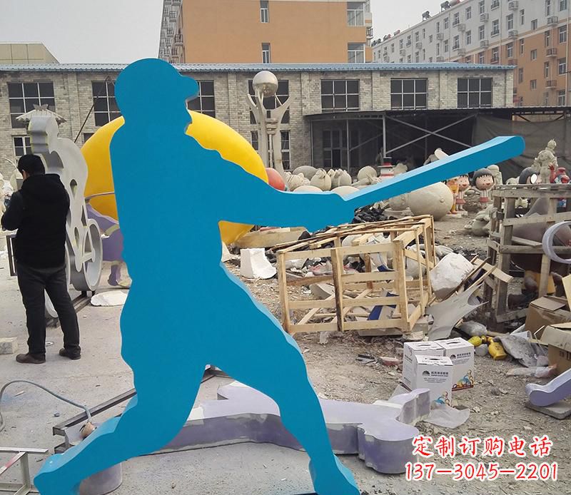 鹤壁公园不锈钢打棒球雕塑2