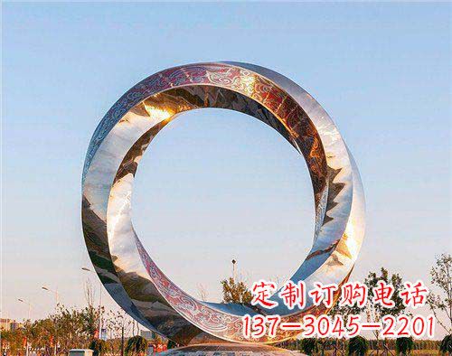 鹤壁精美的不锈钢圆环景观雕塑